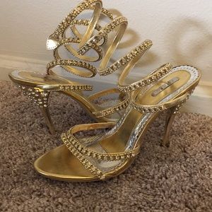 Gold high heel sandals with wrap around